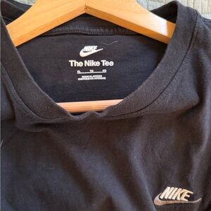 Nike Black Short Sleeve Tee with Logo